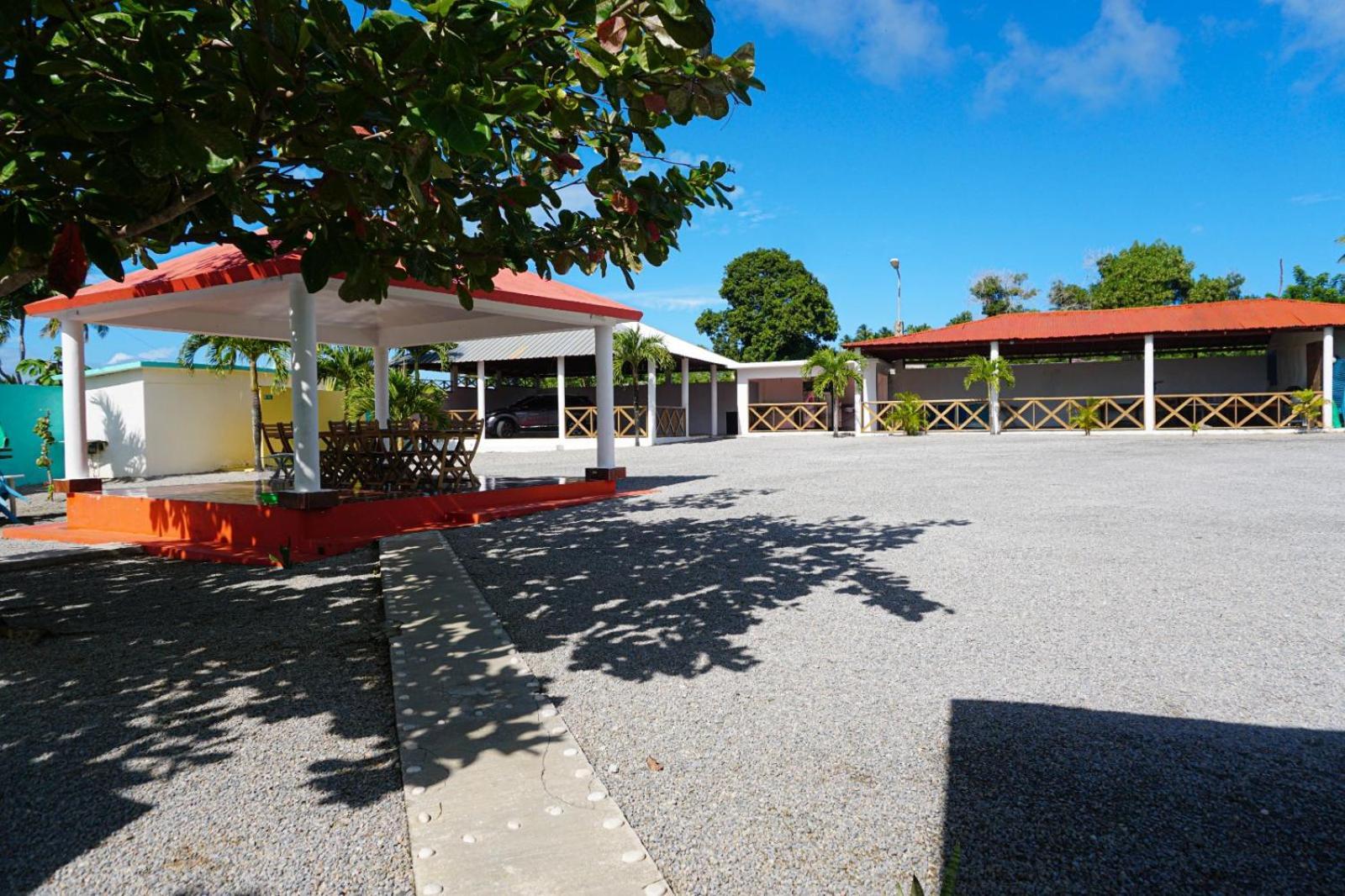 Hotel Nuevo Amanecer El Catey 외부 사진