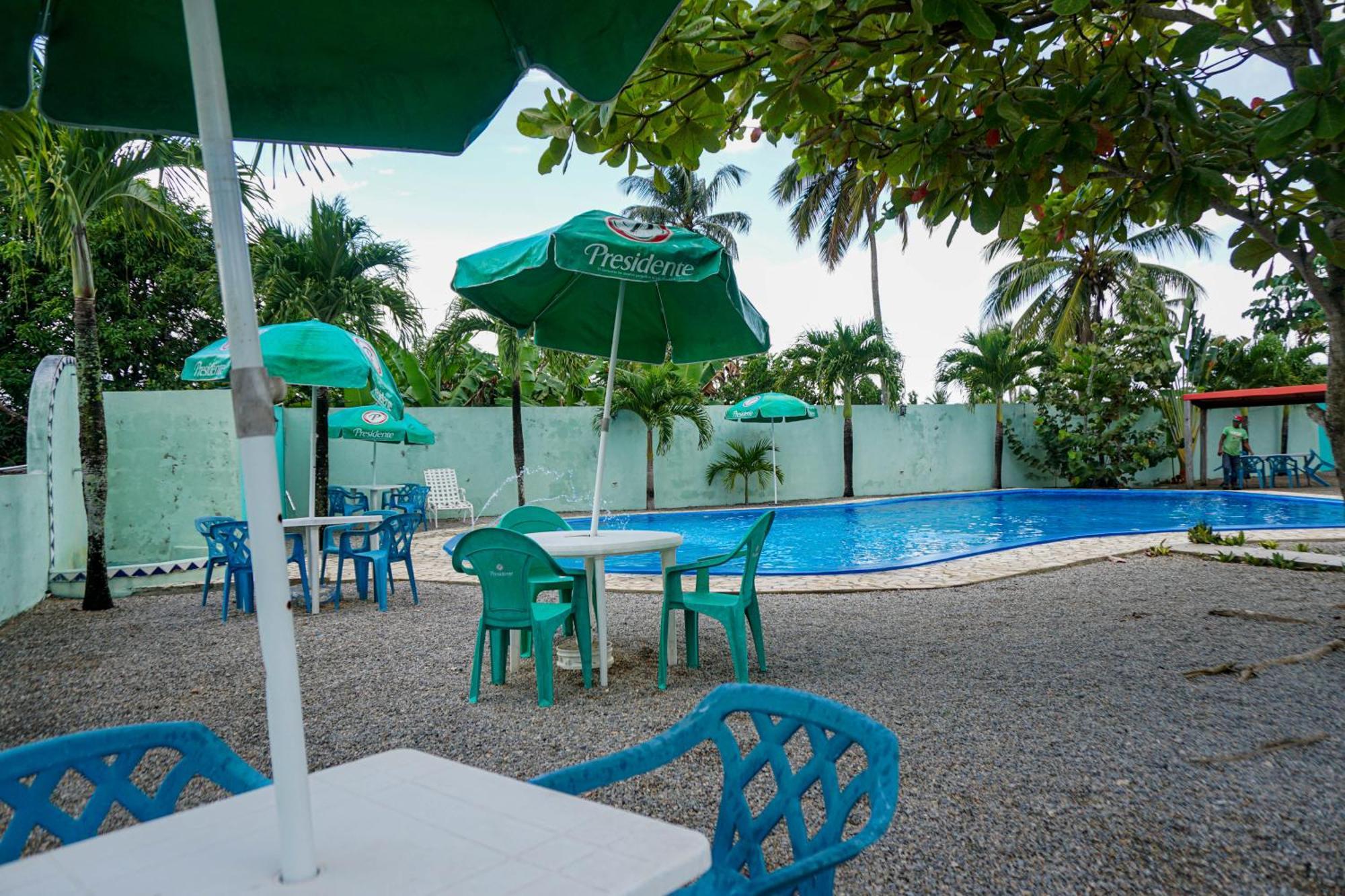 Hotel Nuevo Amanecer El Catey 외부 사진